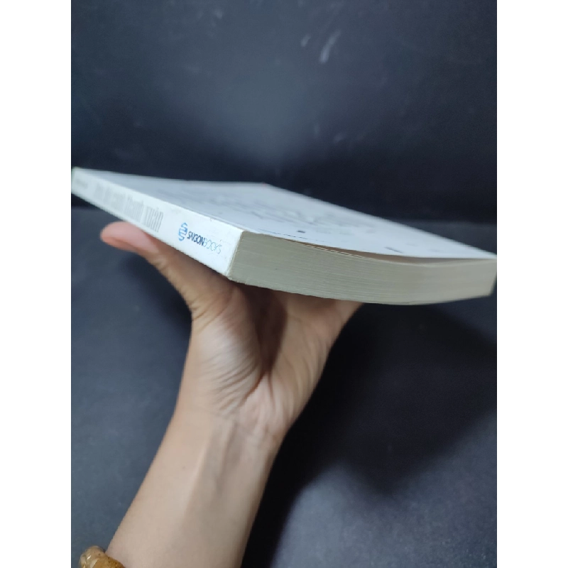 Trên đôi cánh thanh xuân Nhiều tác giả bẩn bìa mới 90% SBMQ7-2512 văn học 350287