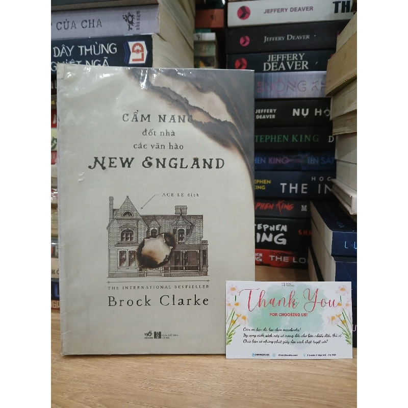 Cẩm nang đốt nhà các văn hào New England- Brock Clarke 792539