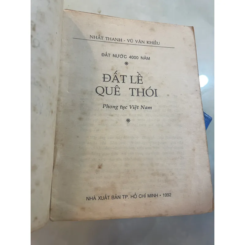 ĐẤT LỀ QUÊ THÓI - NHẤT THANH  1001386