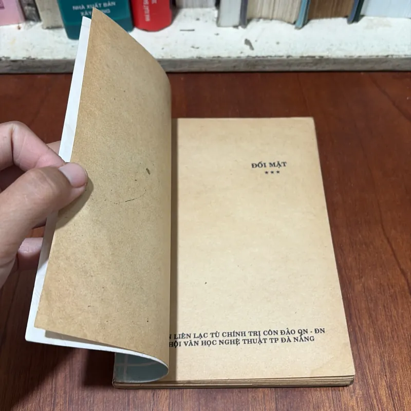 II Truyện Ký: Đối Mặt (Trọn Bộ 3 Quyển) - Nhiều Tác Giả - 1991, 1993, 1995 763200