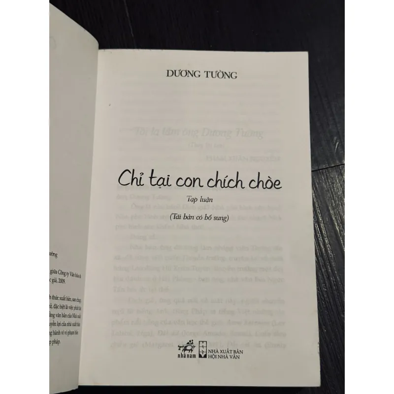 Chỉ tại con chim chích choè 589731