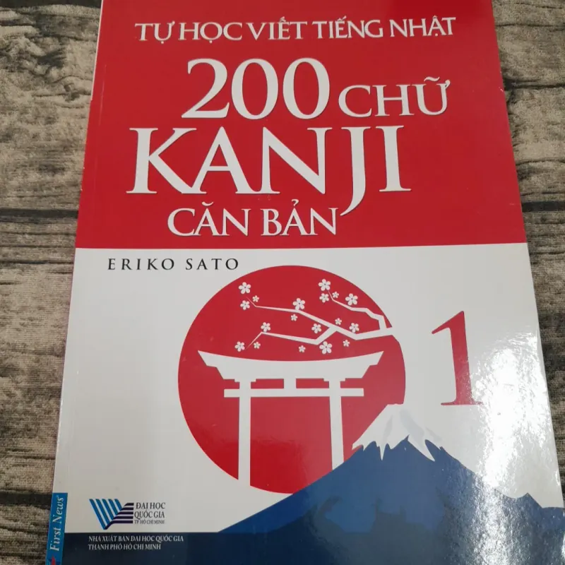 Tự học viết tiếng Nhật 200 chữ KANJI căn bản 1. Tg. ERIKO SATO 780758