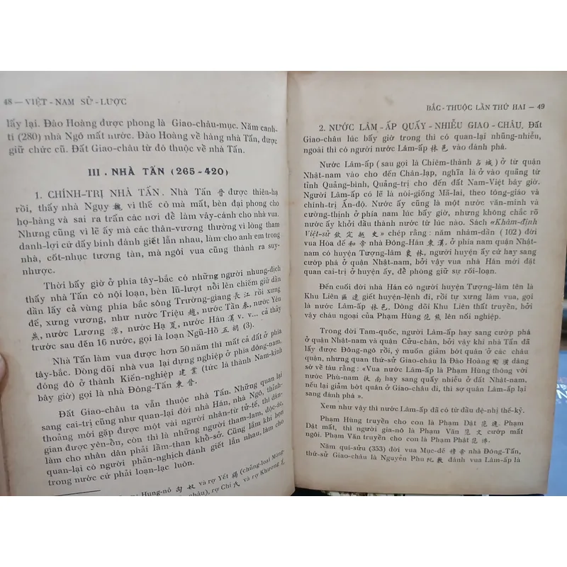 VIỆT NAM SỬ LƯỢC (QUYỂN I + II) - TRẦN TRỌNG KIM 719445
