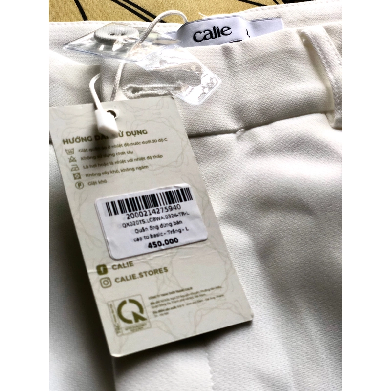 Quần trắng dáng xuông 519052