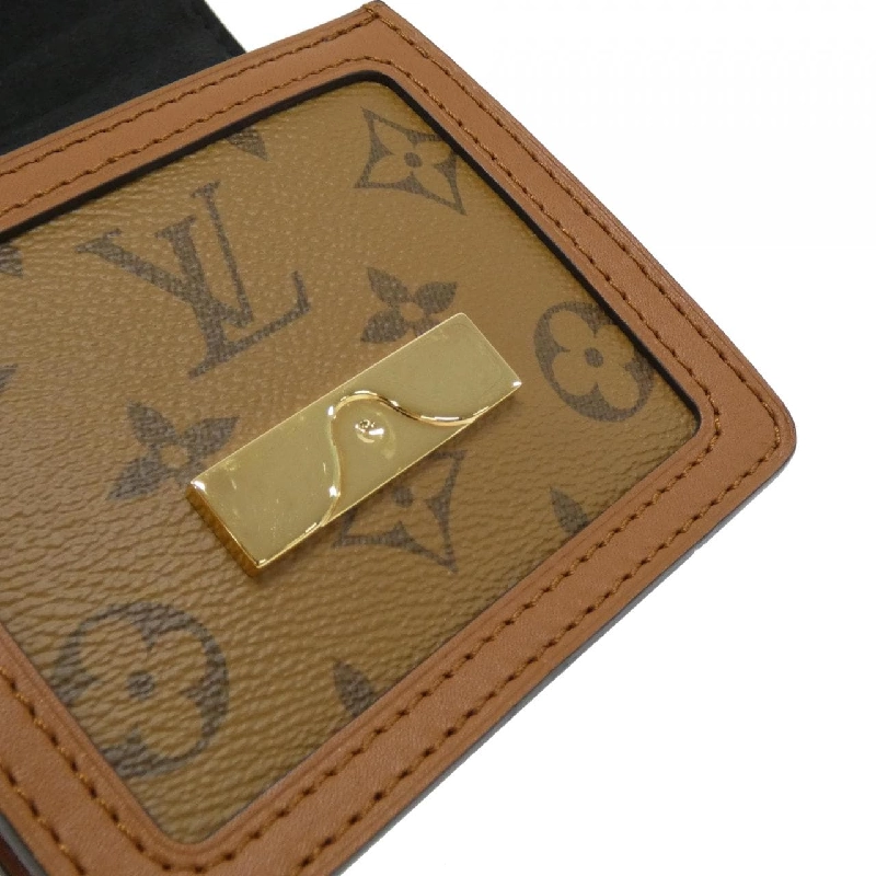 Túi đeo hông Louis Vuitton Monogram Dauphine BB M68621 609087