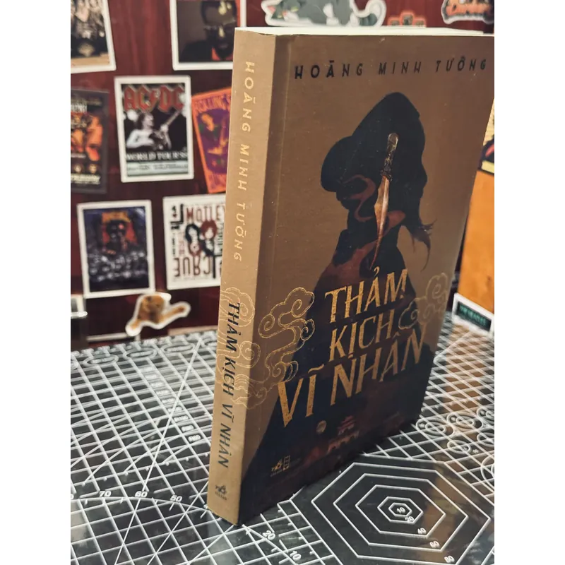 Thảm kịch vĩ nhân 693495