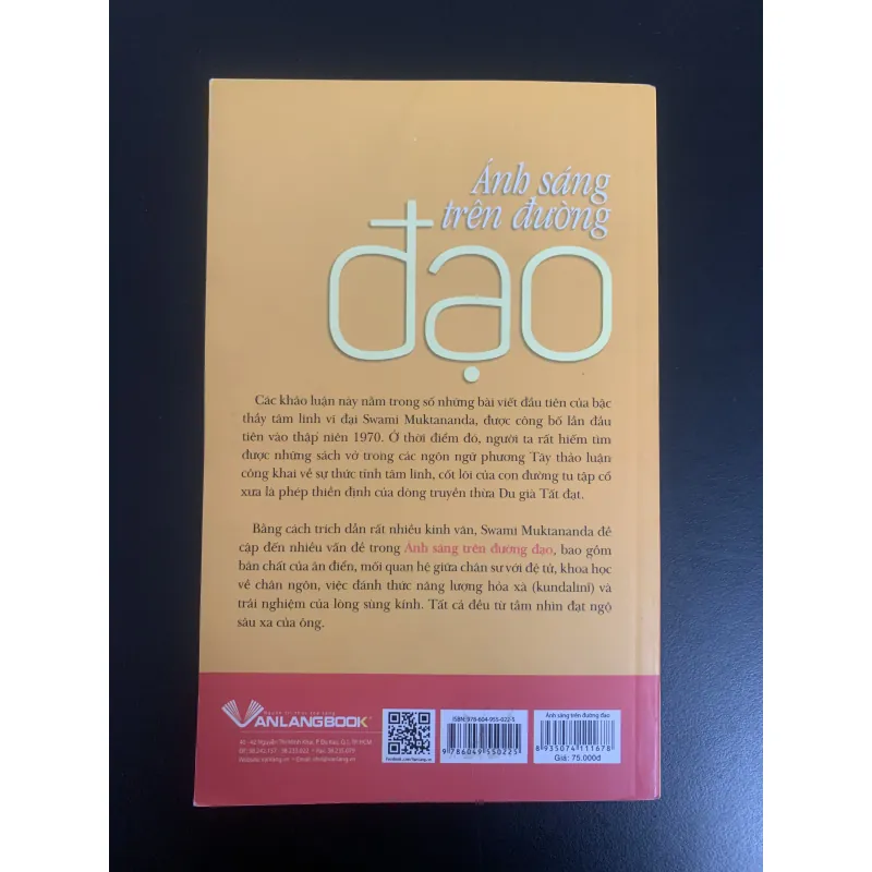 (Sách cũ) Ánh sáng trên đường Đạo - Swami Muktananda - Người dịch: Huỳnh Văn Thanh 1026024