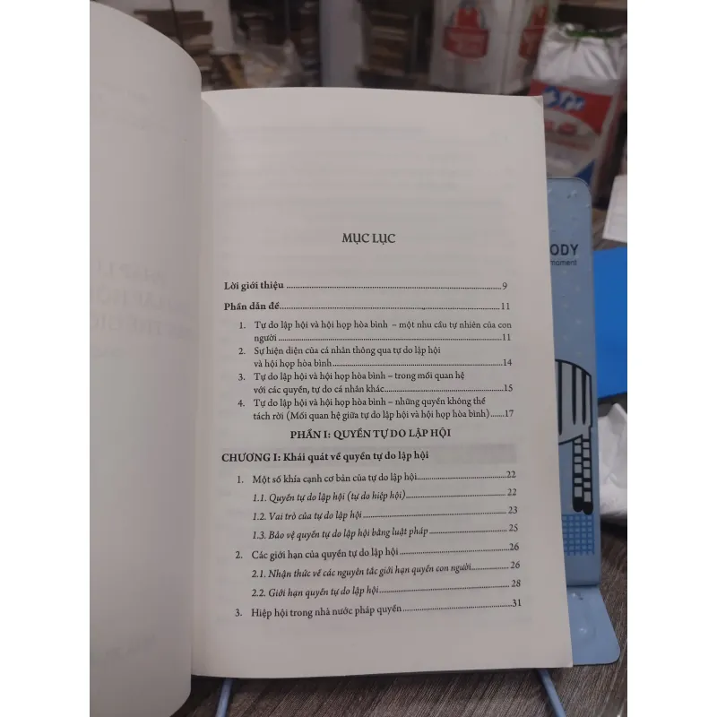 Sách: Pháp luật về quyền tự do lập hội, hội họp hoà bình trên TG và của Việt Nam (A3) 722917