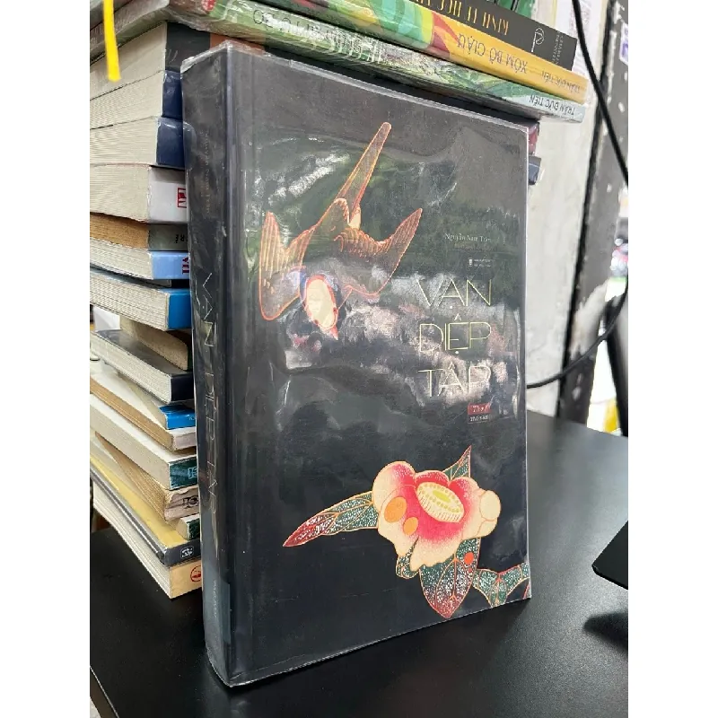 Vạn diệp tập - Nguyễn Nam Tuân 674450