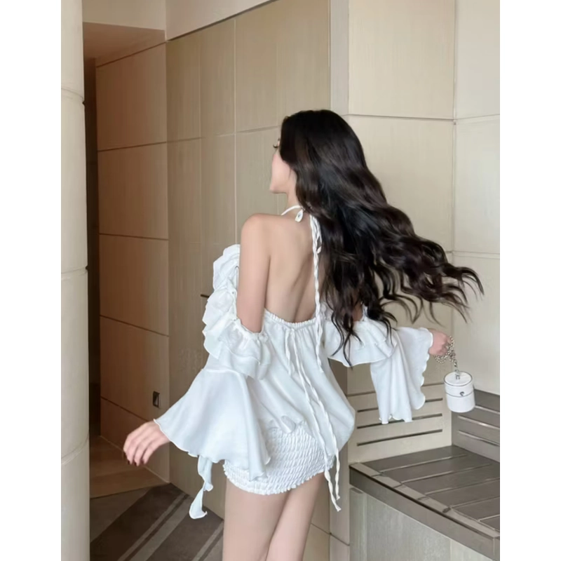 Đầm bí cổ yếm bèo nhún thun GLORIOUS chất liệu đũi vân mây hạn chế nhăn tôn dáng 532139
