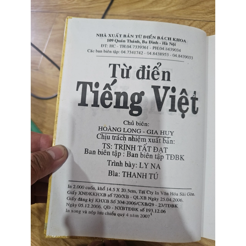 Từ điển TIẾNG VIỆT (bìa cứng,  khổ 14,5 x 20,5 cm)
 407821