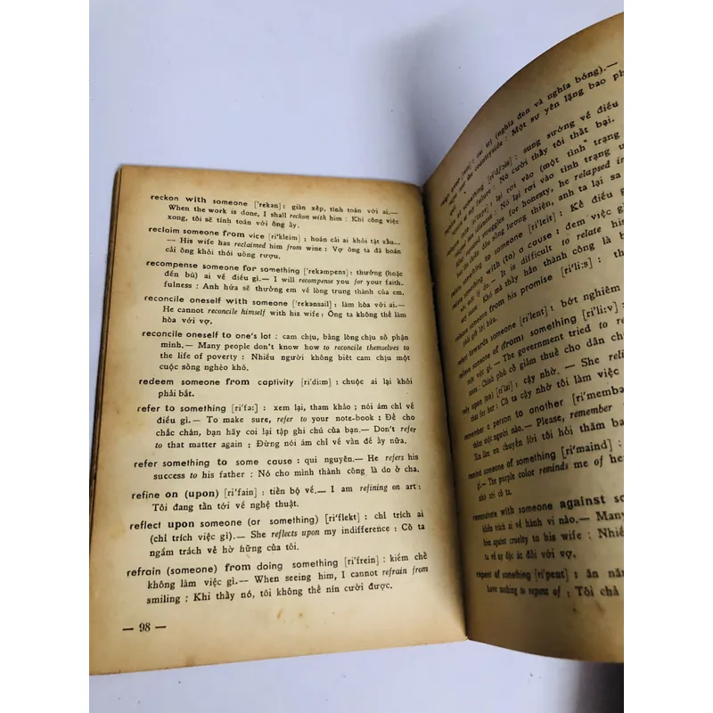 📚 CÁCH DÙNG GIỚI TỪ ANH NGỮ IN, AT HAY ON 1963 718054