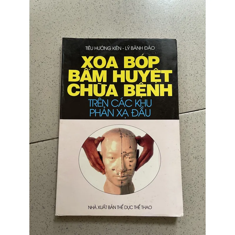 Xoa bóp bấm huyệt chữa bệnh trên các khu phản xạ đầu 589876