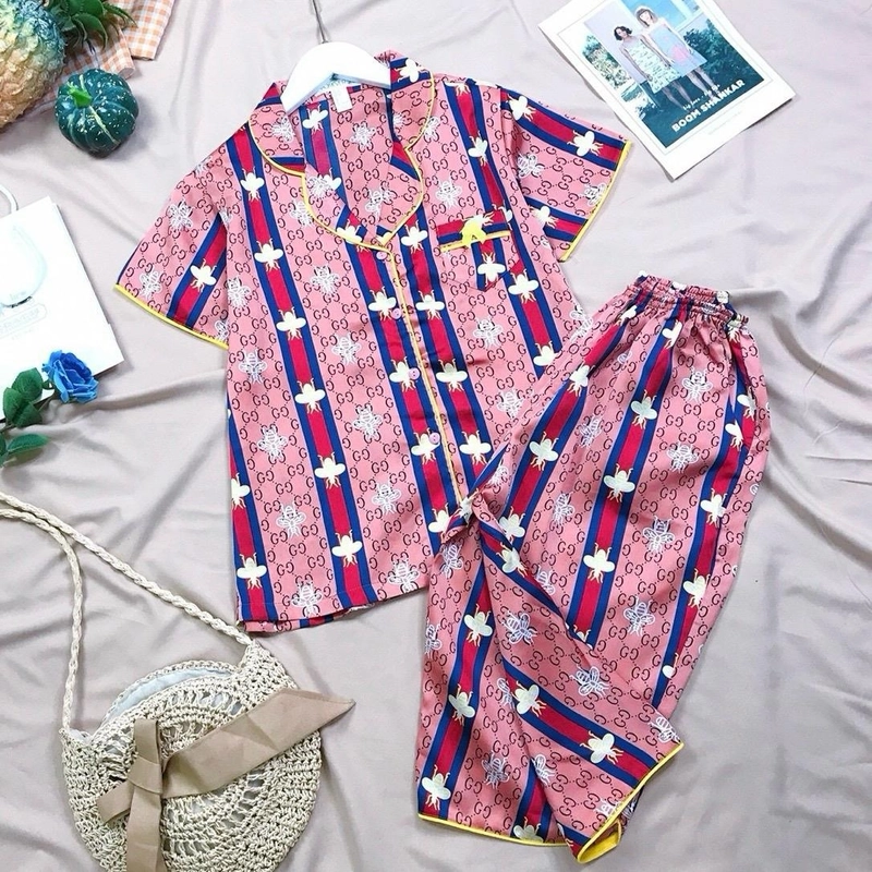 Bộ pijama lụa mát mẻ dưới 60kg 301210