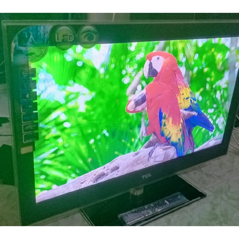 Tivi Led Mỏng 32" TCL Viền Kính Full Phụ Kiện Thanh lý 6234