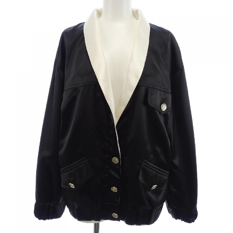 【Đối tượng phiếu giảm giá】Áo khoác CHANEL 637851