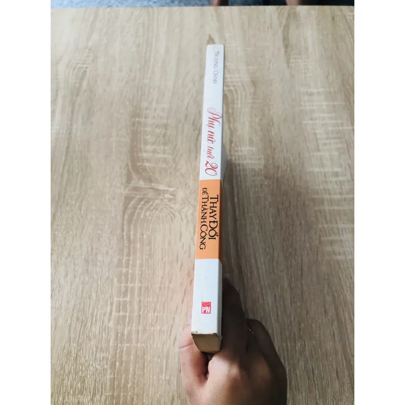 PHỤ NỮ TUỔI 20 THAY ĐỔI ĐỂ THÀNH CÔNG  999366