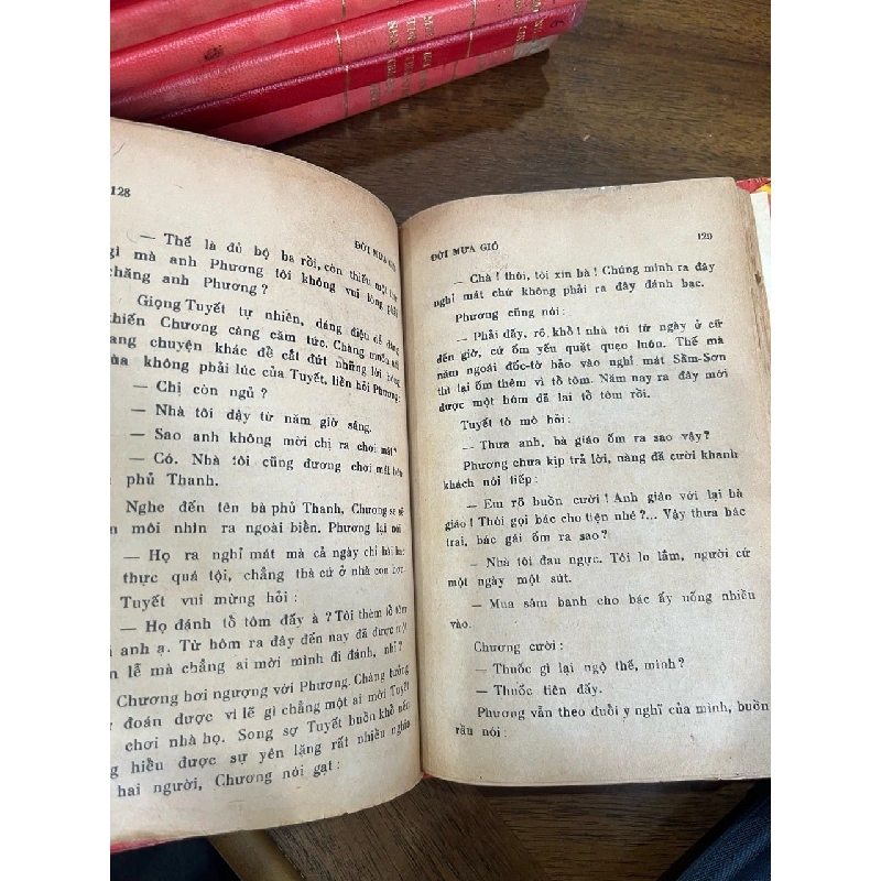 Đời mưa gió - Khái Hưng, Nhất Linh 1005738