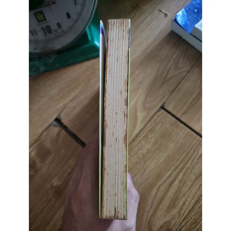 Không có gì & không một ai (có chữ ký tác giả)
 757606