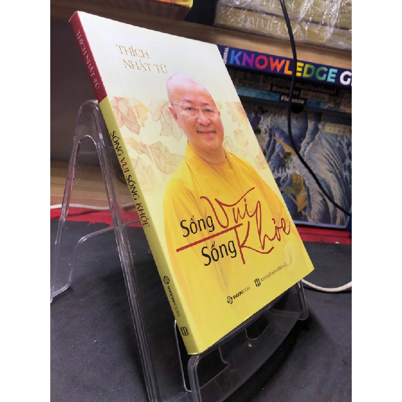 Sống vui sống khoẻ 2021 mới 85% bẩn bụi Thích Nhật Từ HPB2306 SÁCH KỸ NĂNG 451002