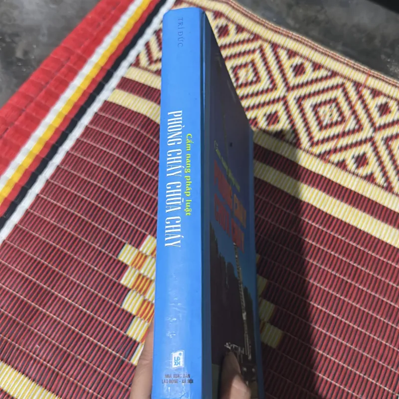 Cẩm nang pháp luật phòng cháy chữa cháy 763104