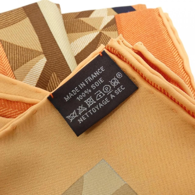 Khăn lụa Hermès BEAUTE COMPOSEE 624231