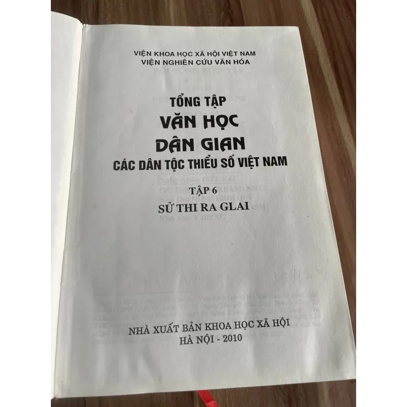 VĂN HỌC DÂN GIAN CÁC DÂN TỘC THIỂU SỐ VIỆT NAM TẬP 6 SỬ THI RA GLAI 750479