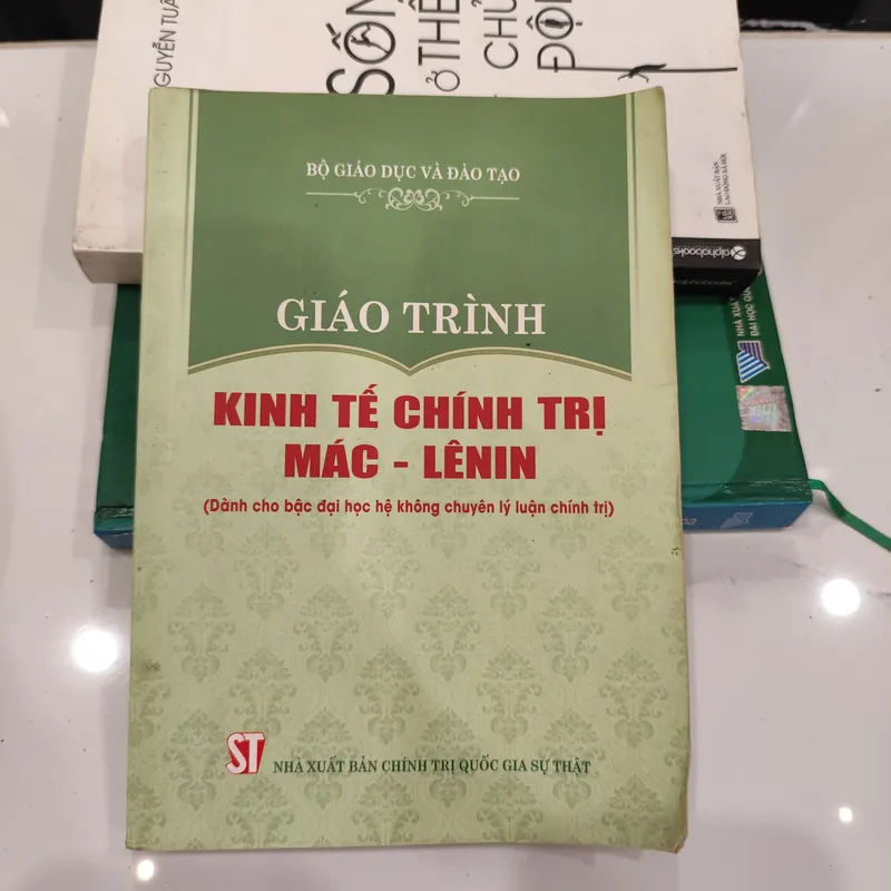 Giáo trình Kinh Tế chính trị Mác lênin 575045