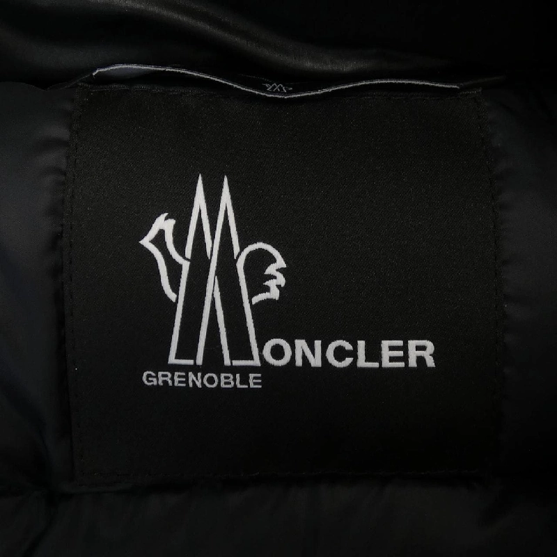 MONCLER GRENOBLE ARMONIQUES Áo khoác lông 631413