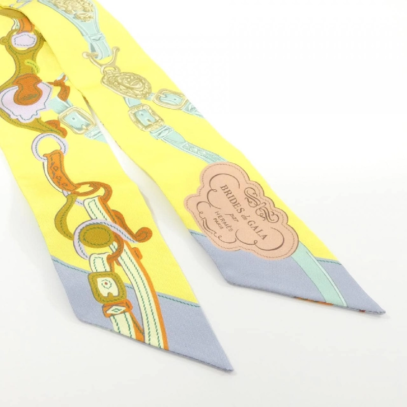 Khăn quàng cổ BRIDES DE GALA APPLIQUE của Hermès 063940S 625352