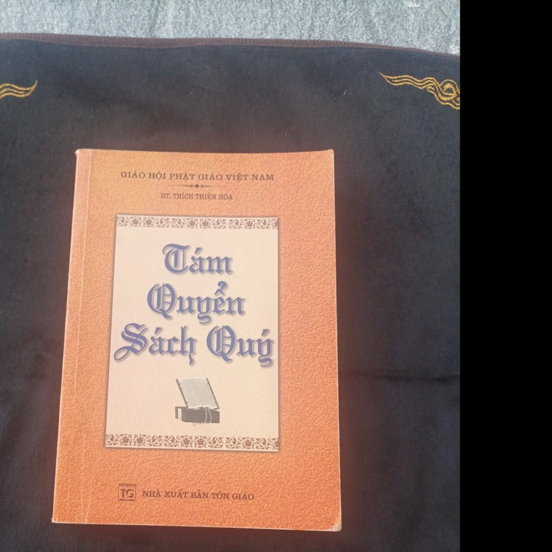 Tám Quyển Sách Quý  462137