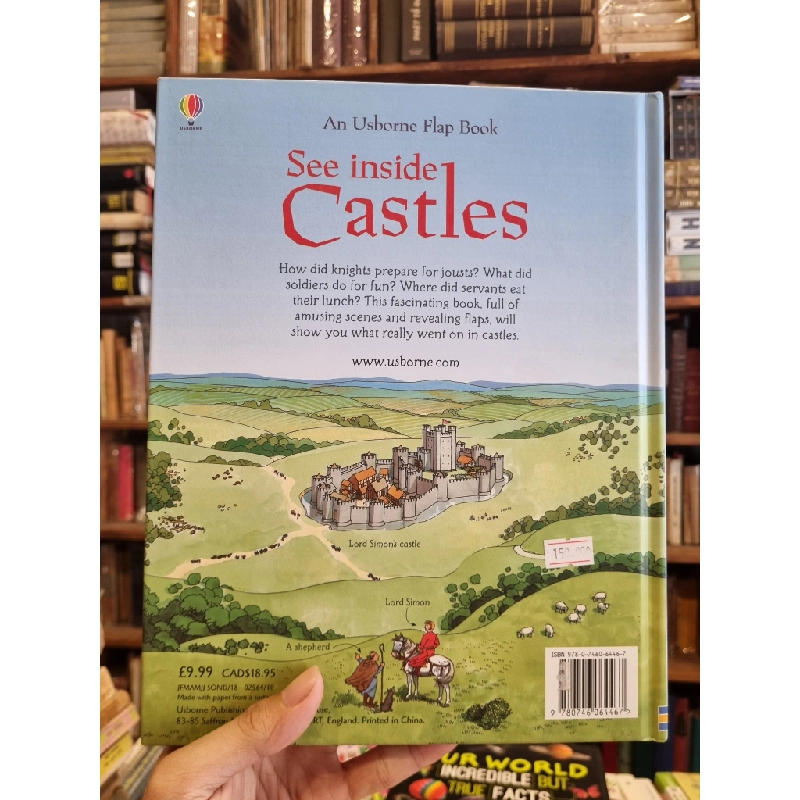 SEE INSIDE CASTLES : With Over 50 Flaps to Lift (Usborne - Interactive Book) 201931