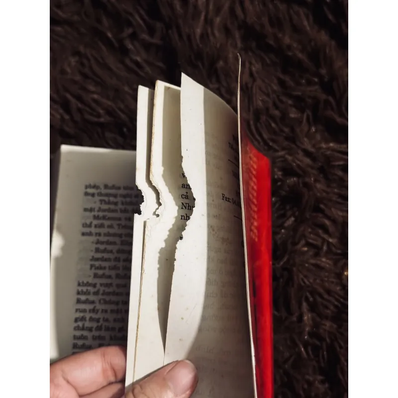 Phía sau tội ác 1030645