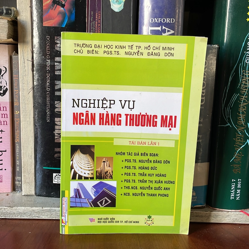II Sách Kinh Tế: Nghiệp Vụ Ngân Hàng Thương Mại - 2011 552381
