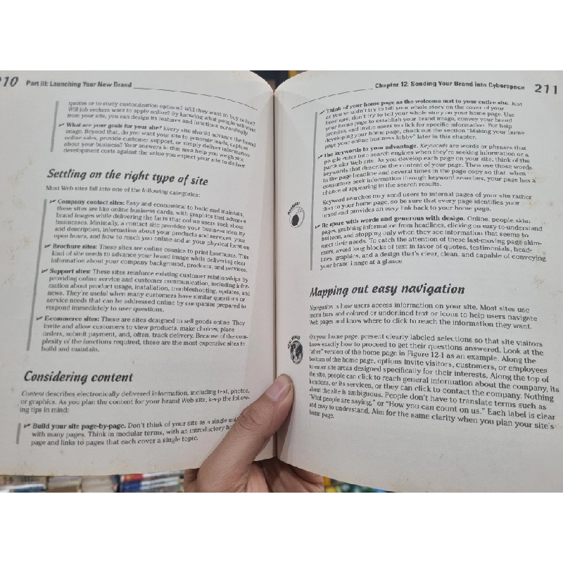 BRANDING FOR DUMMIES : DISCOVER A DYNAMIC SYSTEM FOR BRAND CREATION AND MANAGEMENT - Bill Chiaravalle 144597