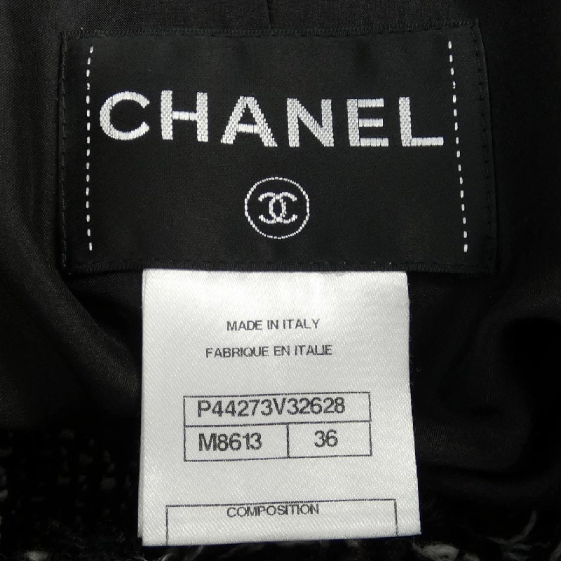 Áo khoác CHANEL P44273V32628 630972