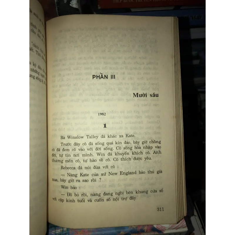 Bên phía các thiên thần - Leona Blair 970163