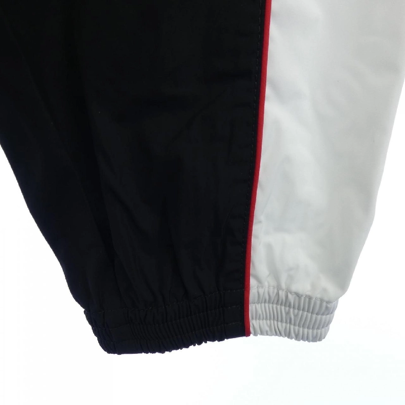 Quần DSQUARED2 S74KB0592 - Hàng hiệu Authentic 888823