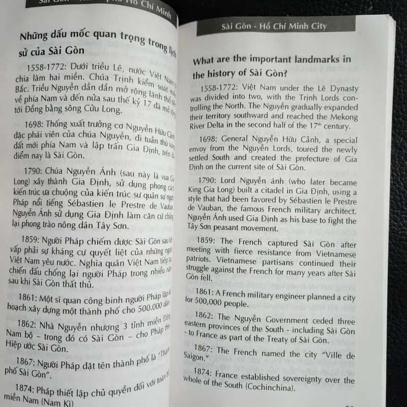 Sài gòn TPHCM song ngữ Anh việt | hữu ngọc chủ biên 931037