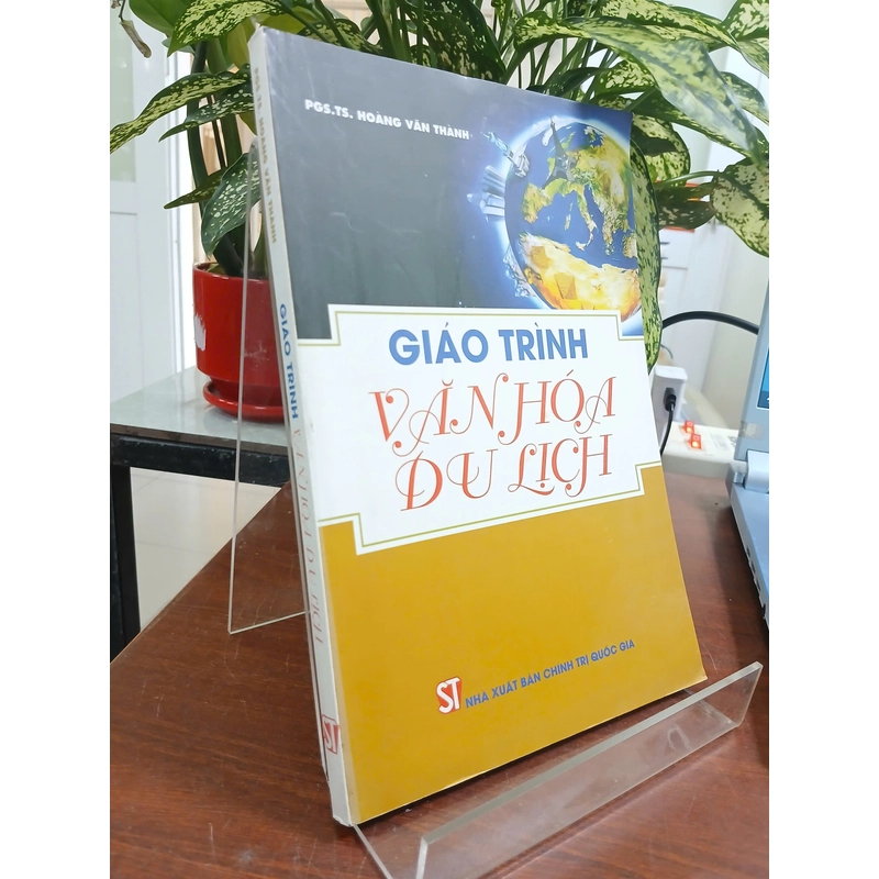 GIÁO TRÌNH VĂN HÓA DU LỊCH - HOÀNG VĂN THÀNH 544010