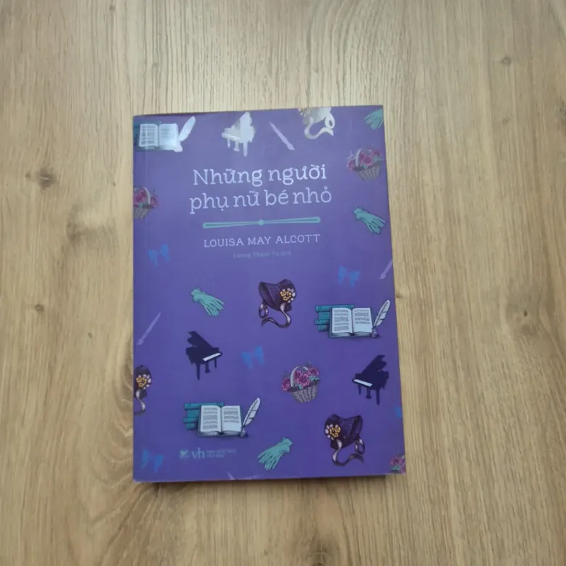 Sách "Những người phụ nữ bé nhỏ" 713453