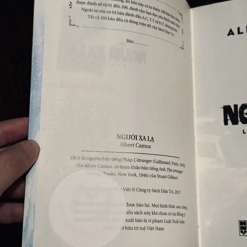 Người xa lạ 1031418