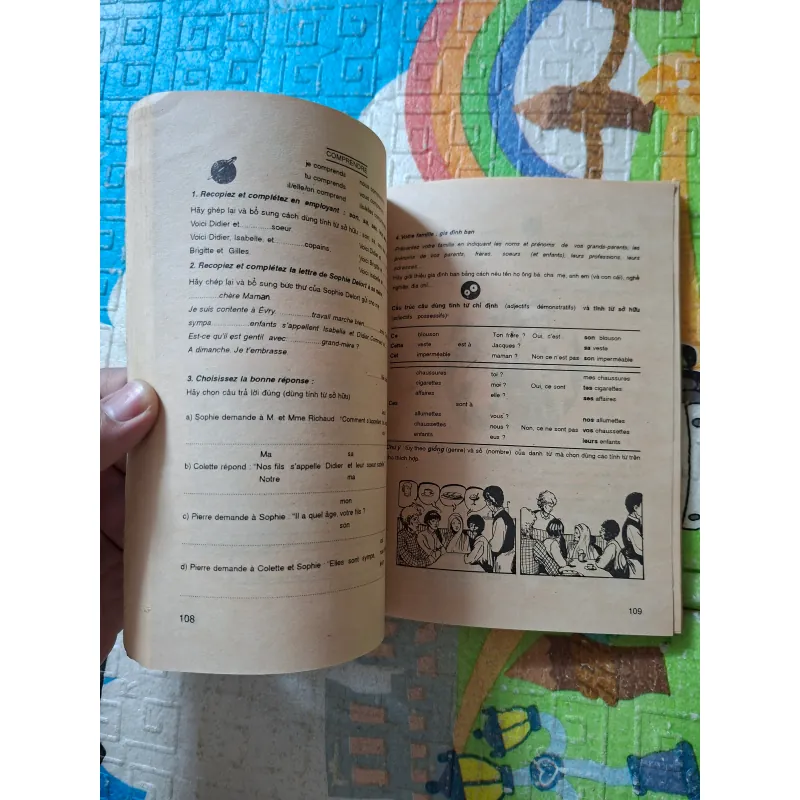 Sans Frontières 1001133