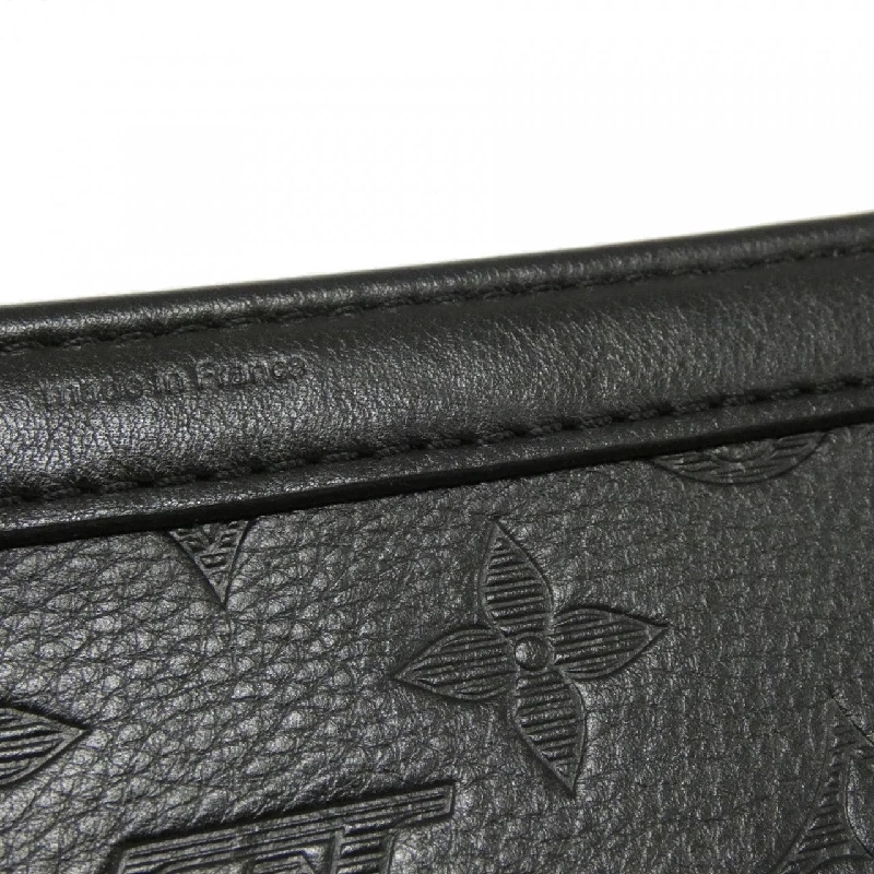Túi đeo vai Louis Vuitton Monogram Shadow Gaston Wearable Wallet M81115 609578