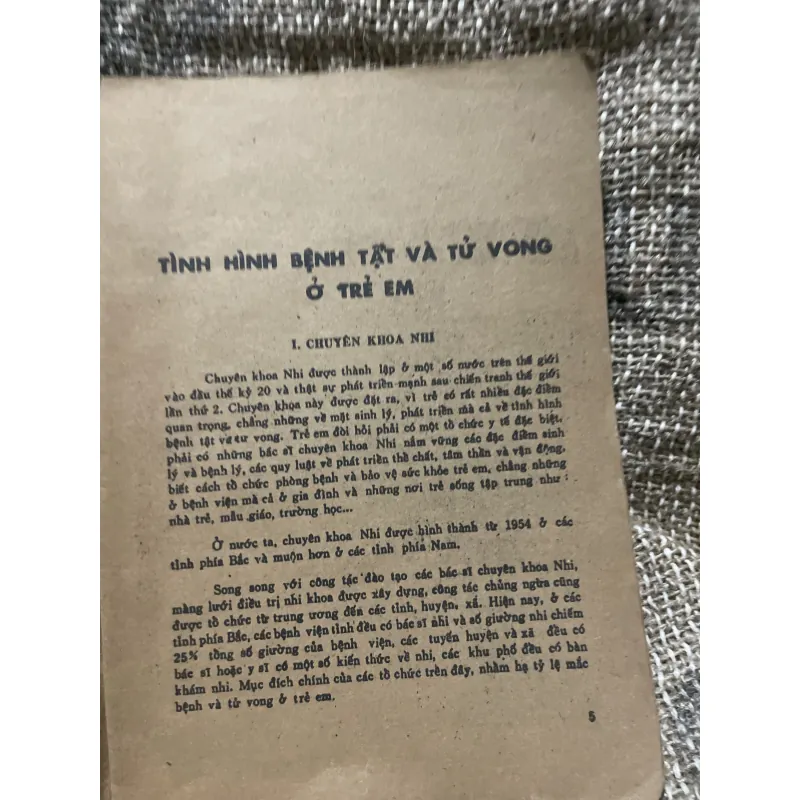 Nhi khoa 2- Đại  học y dược tp.hcm ; hơn 400 trang khổ lớn  1010011