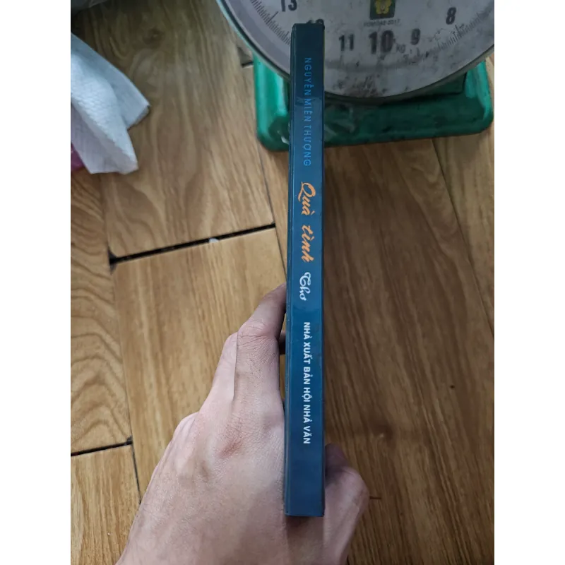 Quà tình thơ (bìa cứng)
 755698