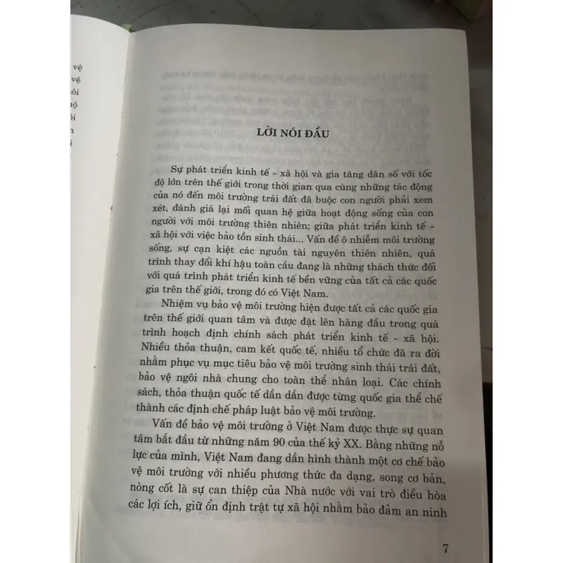 Pháp luật môi trường phục vụ phát triển bền vững ở Việt Nam  723268