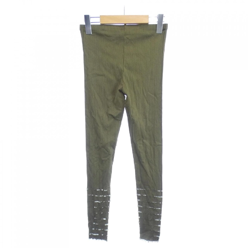 Quần PLEATS PLEASE - Hàng hiệu Authentic 825758