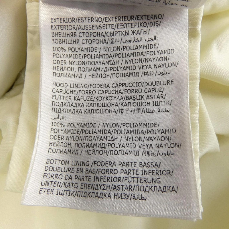 【Khuyến mãi】Áo khoác MONCLER 636759