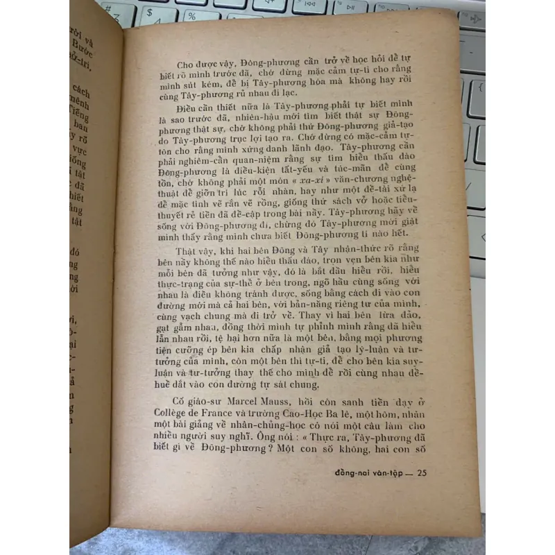 MỘT LỐI VIẾT TIỂU THUYẾT - HỒ ĐẮC THĂNG 756625